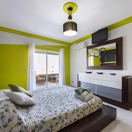 Xl Flat Algarve بورتيماو